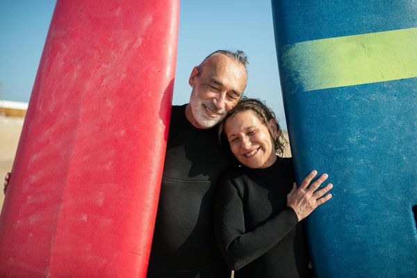 Hydrothérapie pour les aînés : Avantages thérapeutiques et mesures de sécurité essentielles